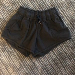 Black lululemon shorts with pockets